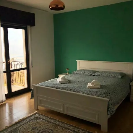Agriturismo La Sorgente מלון דירות *