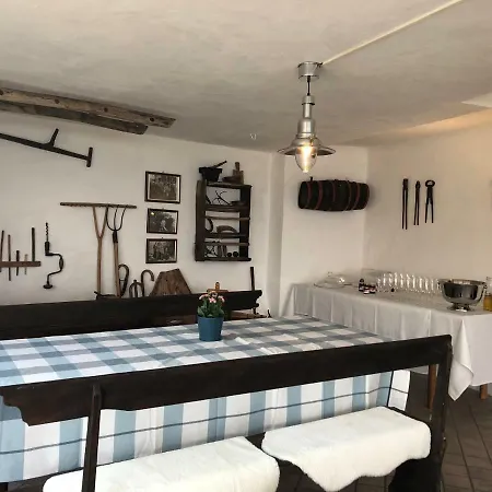 Agriturismo La Sorgente מלון דירות