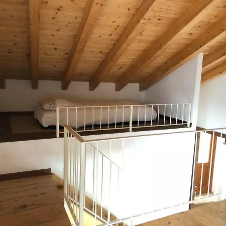 Agriturismo La Sorgente מלון דירות